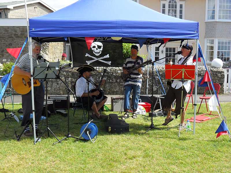 Tinkers Cuss on Harbour Green